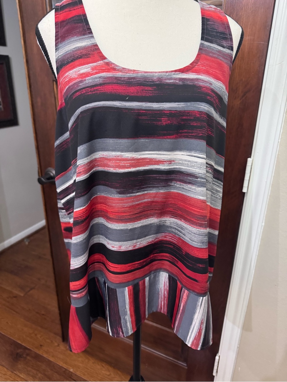 Eclair Red Black Gray Brushstroke Stripe Racerback Flounce Tank Top XL
